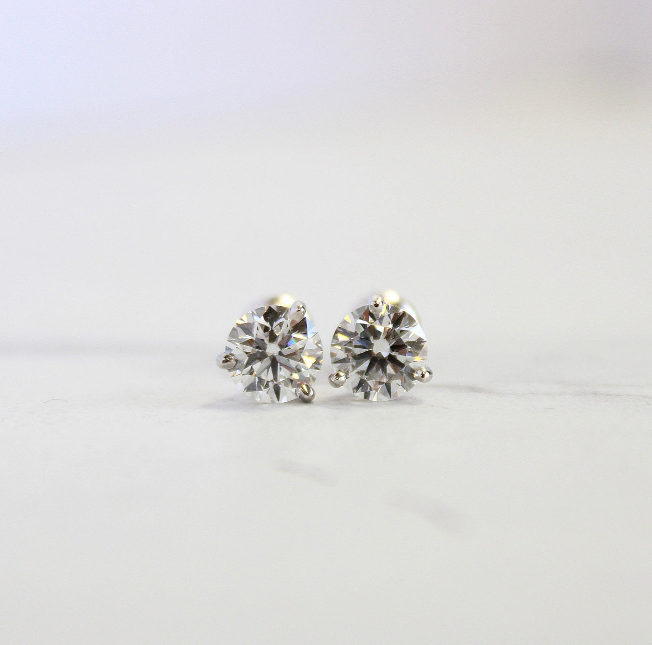 14kt Gold 1 TCW VS Round Brilliant Lab Diamond Stud Earrings