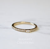 Dainty 14Kt Gold Round Brilliant Diamond Band Ring With Baguette Center